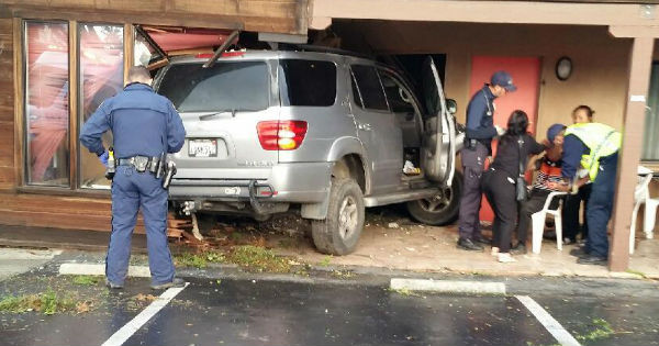 [update] Car Crashed Into Garberville Motel Redheaded Blackbelt