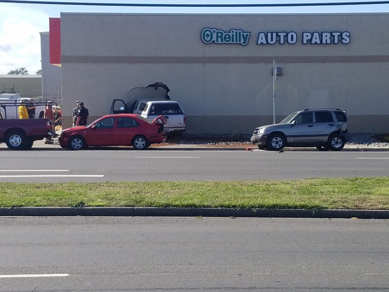 Update 3 08 P M Vehicle Hits O Reilly Auto Parts In Fortuna One Lane Blocked Redheaded Blackbelt