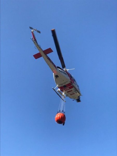 [UPDATE 12:28 p.m.] Cal Fire Helicopter Fighting Blaze on Mountain ...