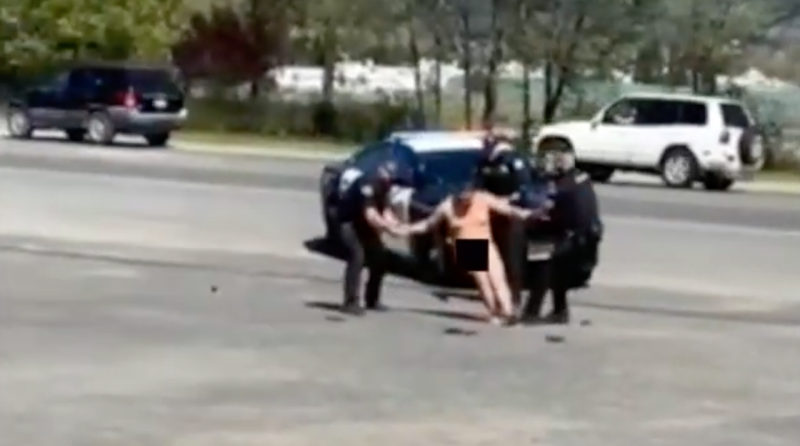 Ukiah Police Department Officers Tase Pepper Spray And Punch Naked Mentally Ill Man Warning