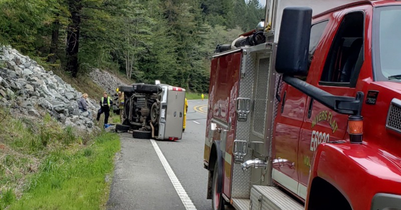 [UPDATE 11:09 A.m.] Occupant Extricated From Pickup After Rollover On ...