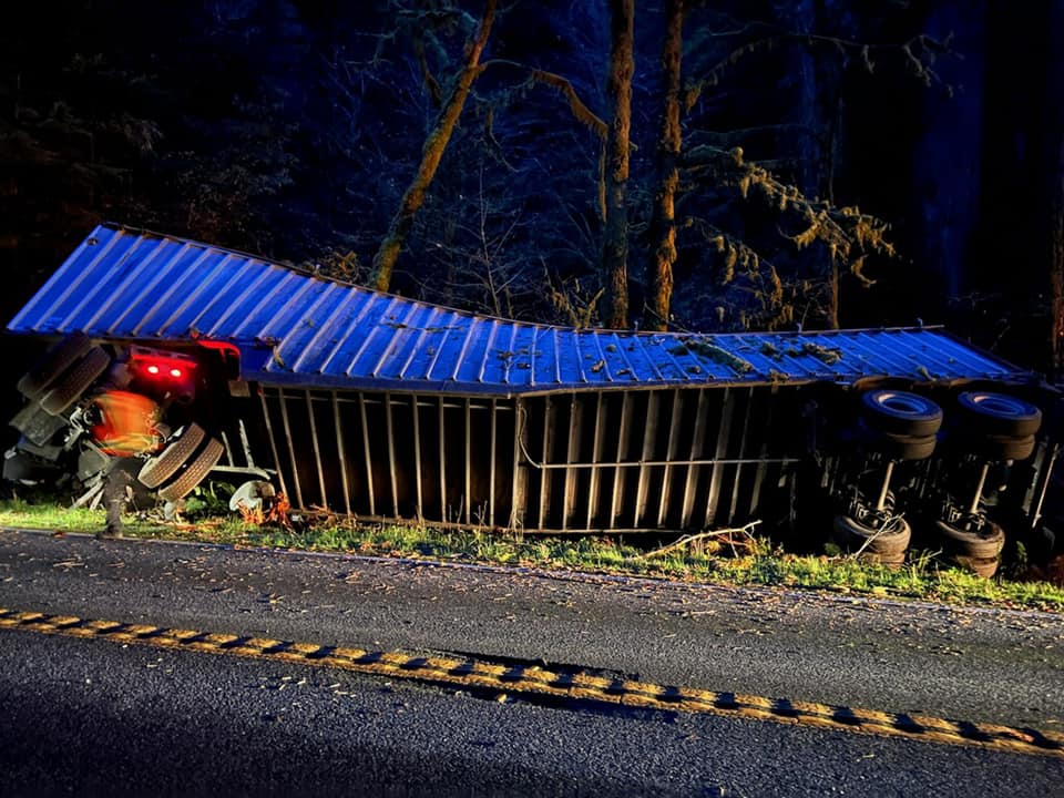 Hwy 199 Closed - Redheaded Blackbelt