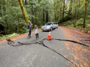 Update Road Closed Main Access to Petrolia and Honeydew