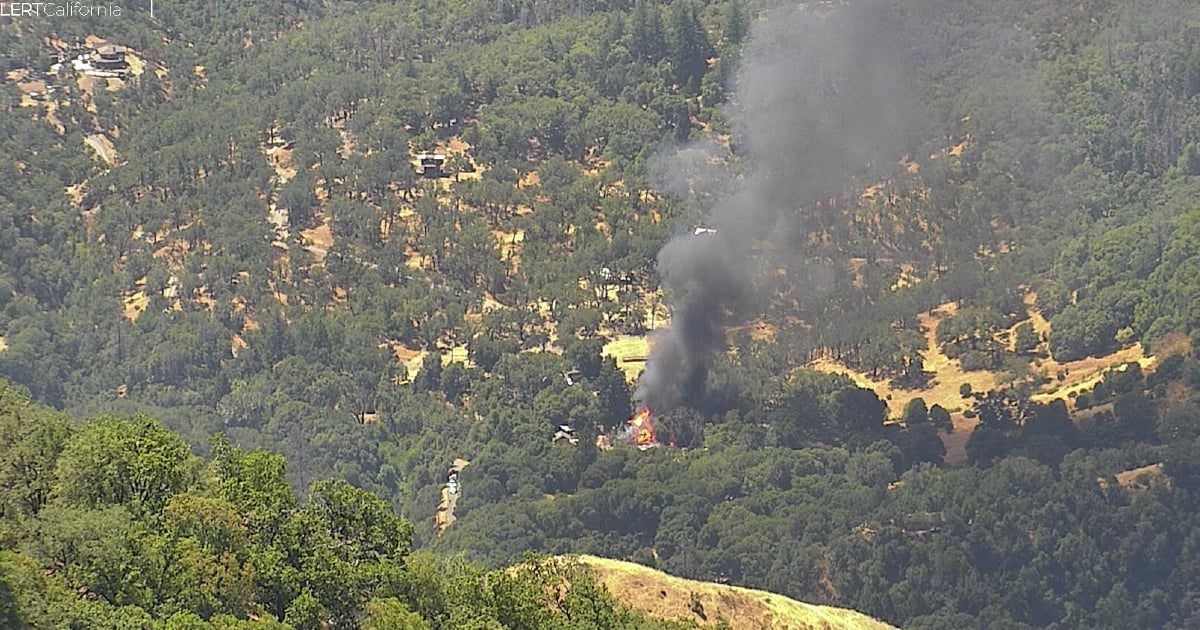 Structure Fire Spreading to Vegetation Southwest of Ukiah