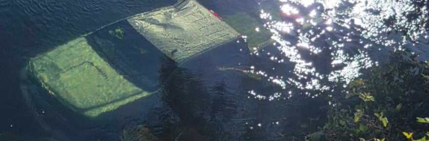 submerged vehicle